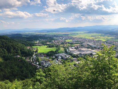 Stari grad nad Kamnikom