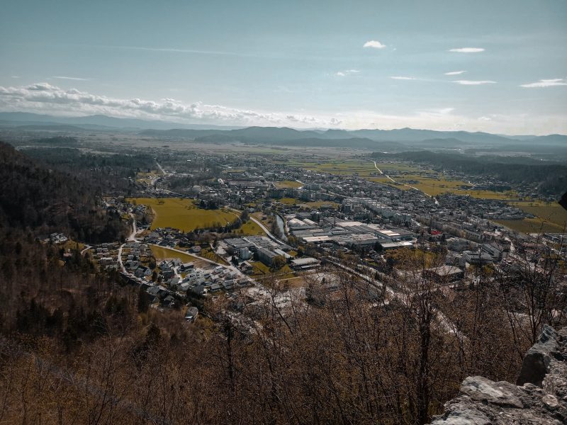 Stari grad nad Kamnikom