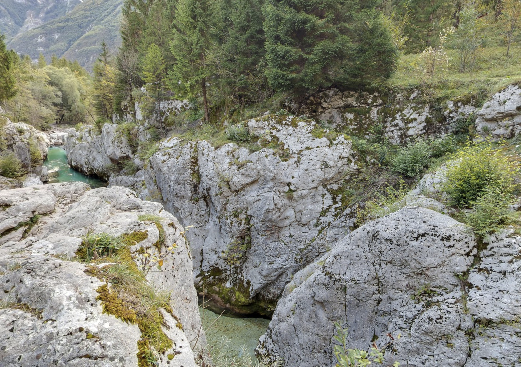 Mala in velika korita Soče